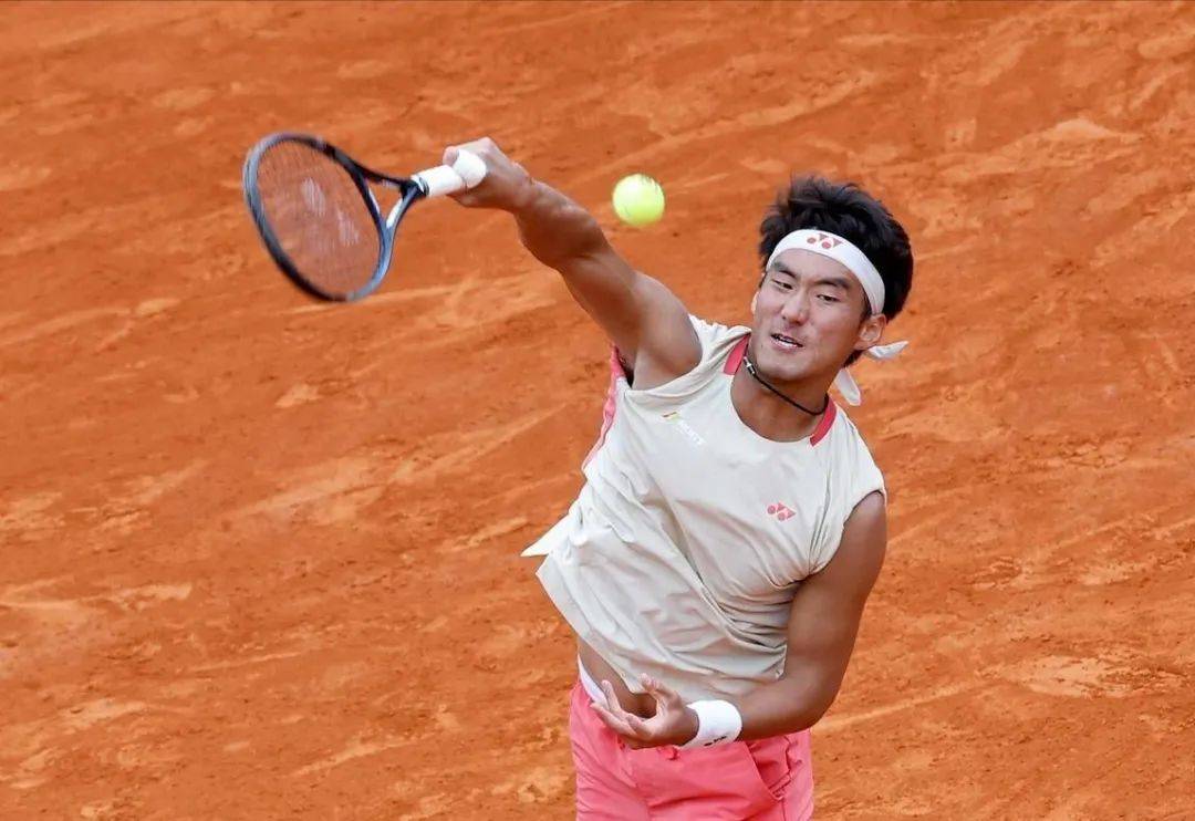 明星运动员将上演精彩表现，引发球迷关注