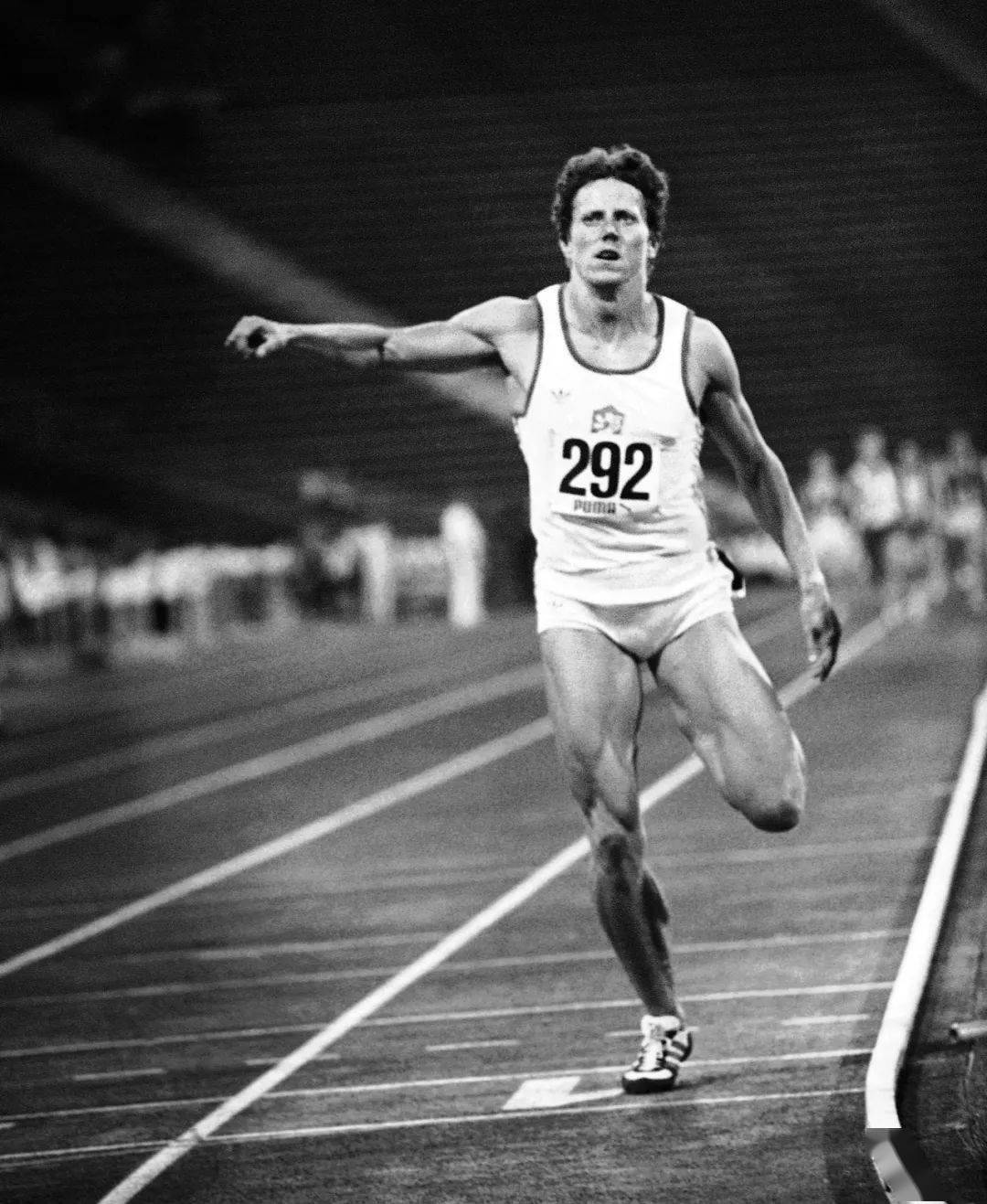 开云体育官网-关于斯洛伐克田径选手突破个人极限的信息