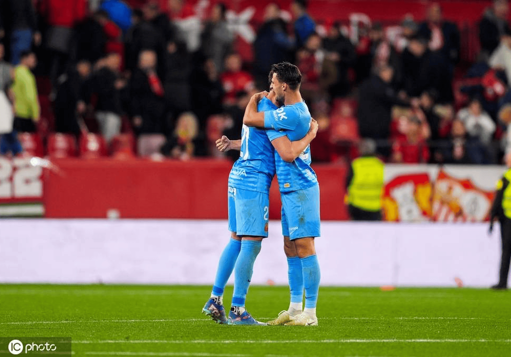 开云体育在线-德国中场助攻建功，塞尔维亚队险胜,双方实力均衡的较量打动人心的简单介绍