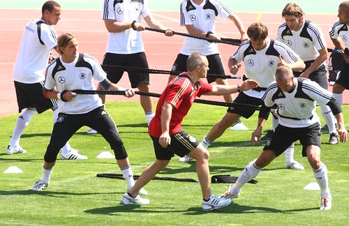 开云体育地址-足球赛事中球员体能训练备受重视