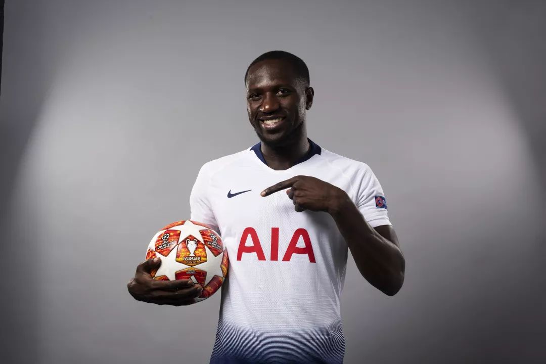 包含里昂双杀逆转，取得惊险-胜利的词条