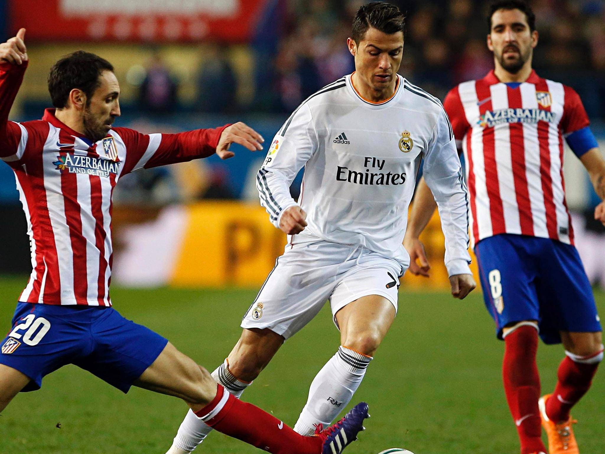 包含皇马主帅战术调整，期待改变局势的词条