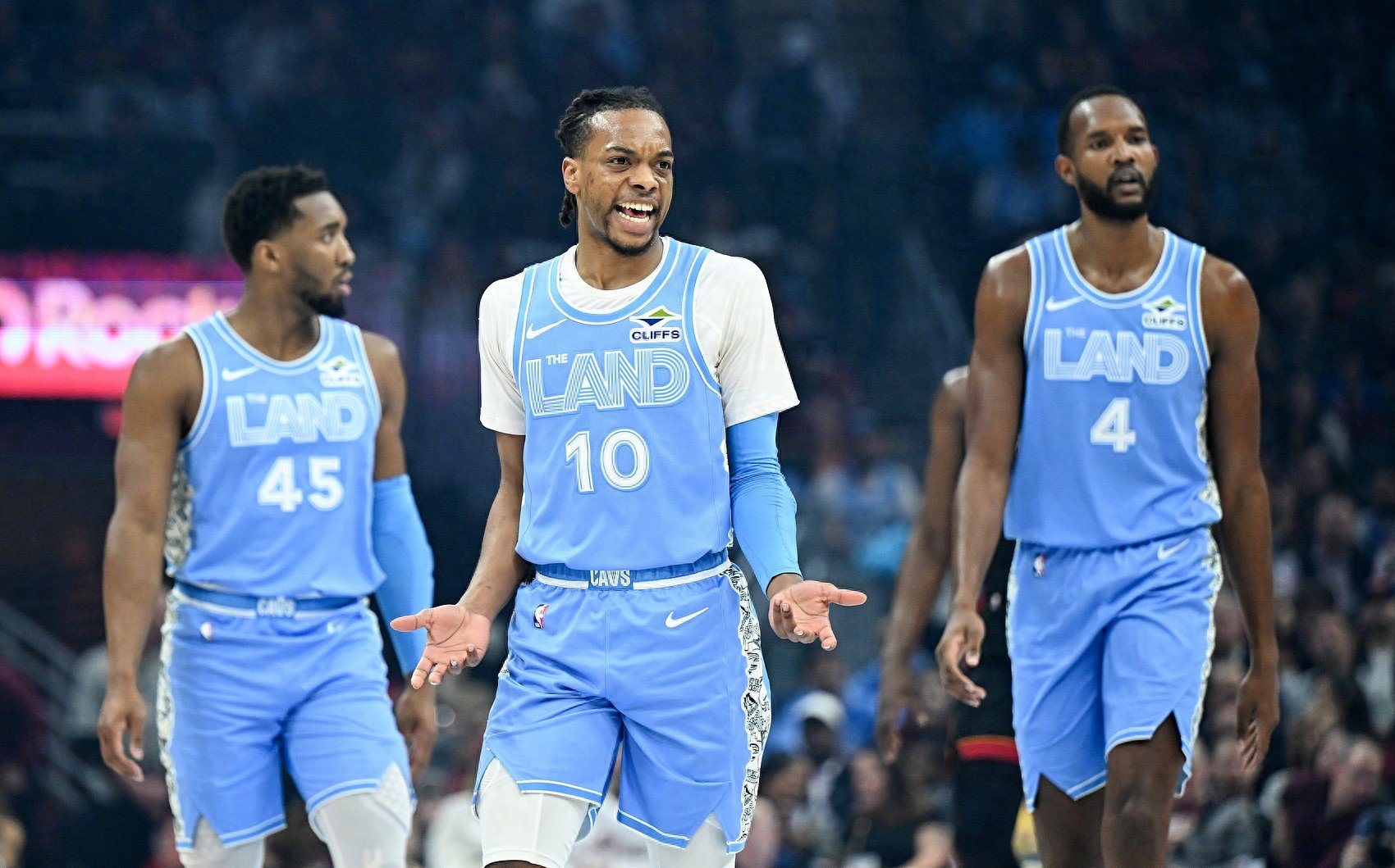 开云体育登录-骑士队员因伤病多发将调整阵容的简单介绍