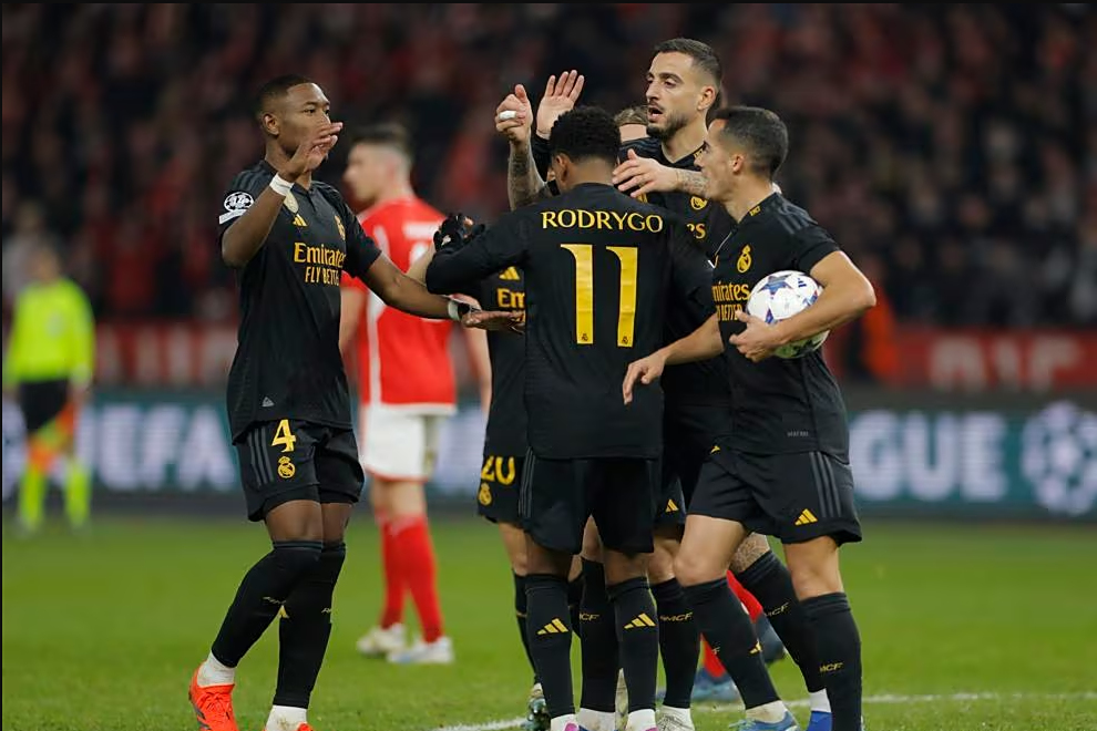 皇马队三连胜傲视欧冠赛场的简单介绍