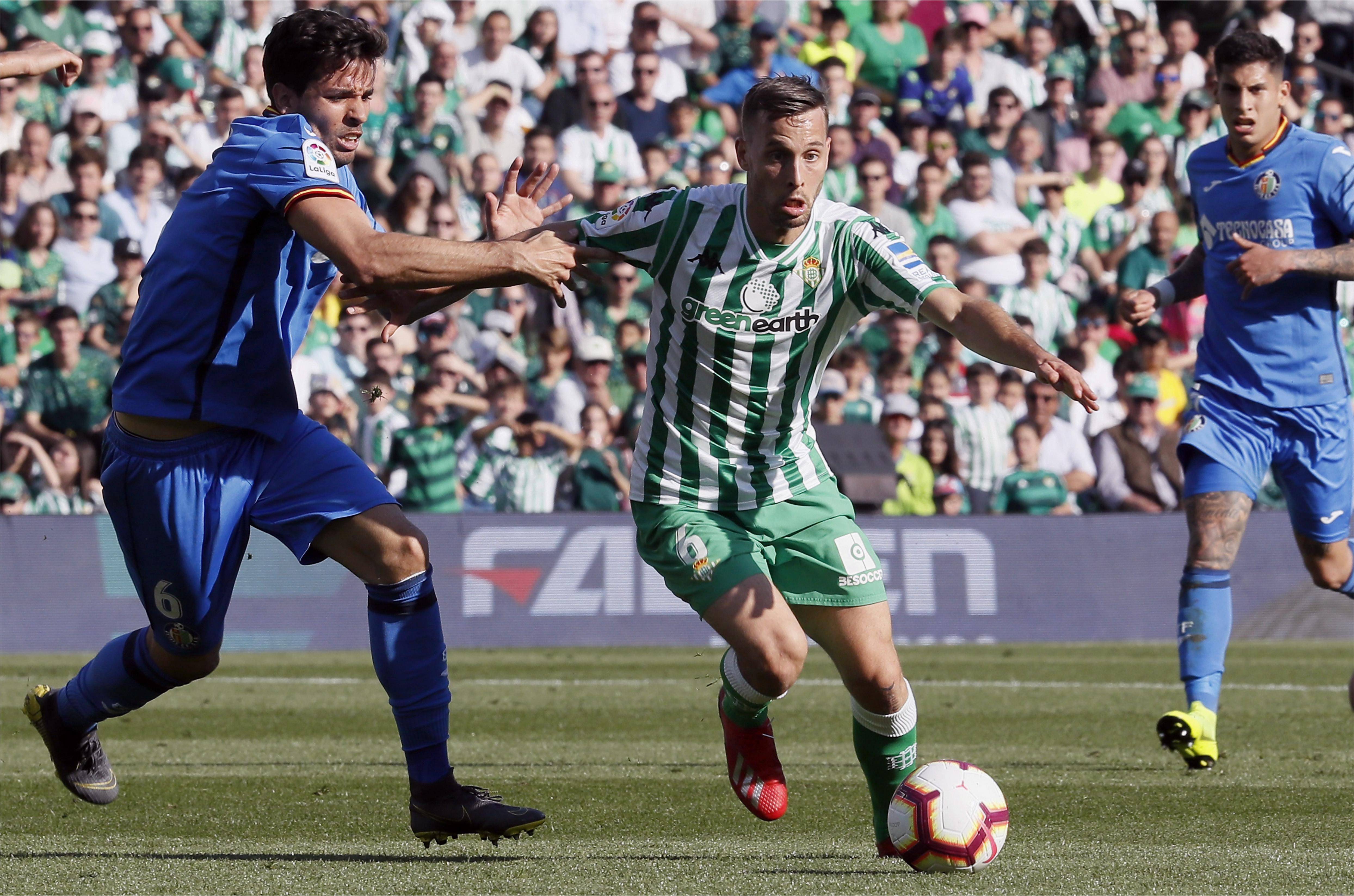 关于格拉纳达客场被皇家马德里击败，保级形势不妙的信息